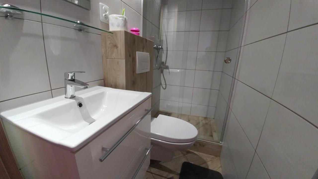 U Blizniakow Pokoje Goscinne Gąski 外观 照片